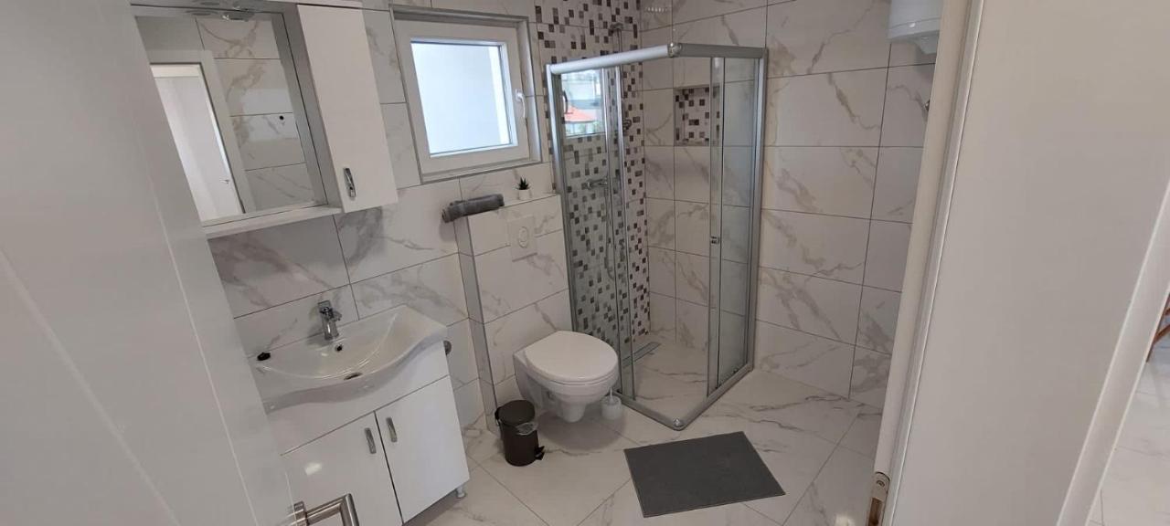 Apartment Bella Novalja Eksteriør billede