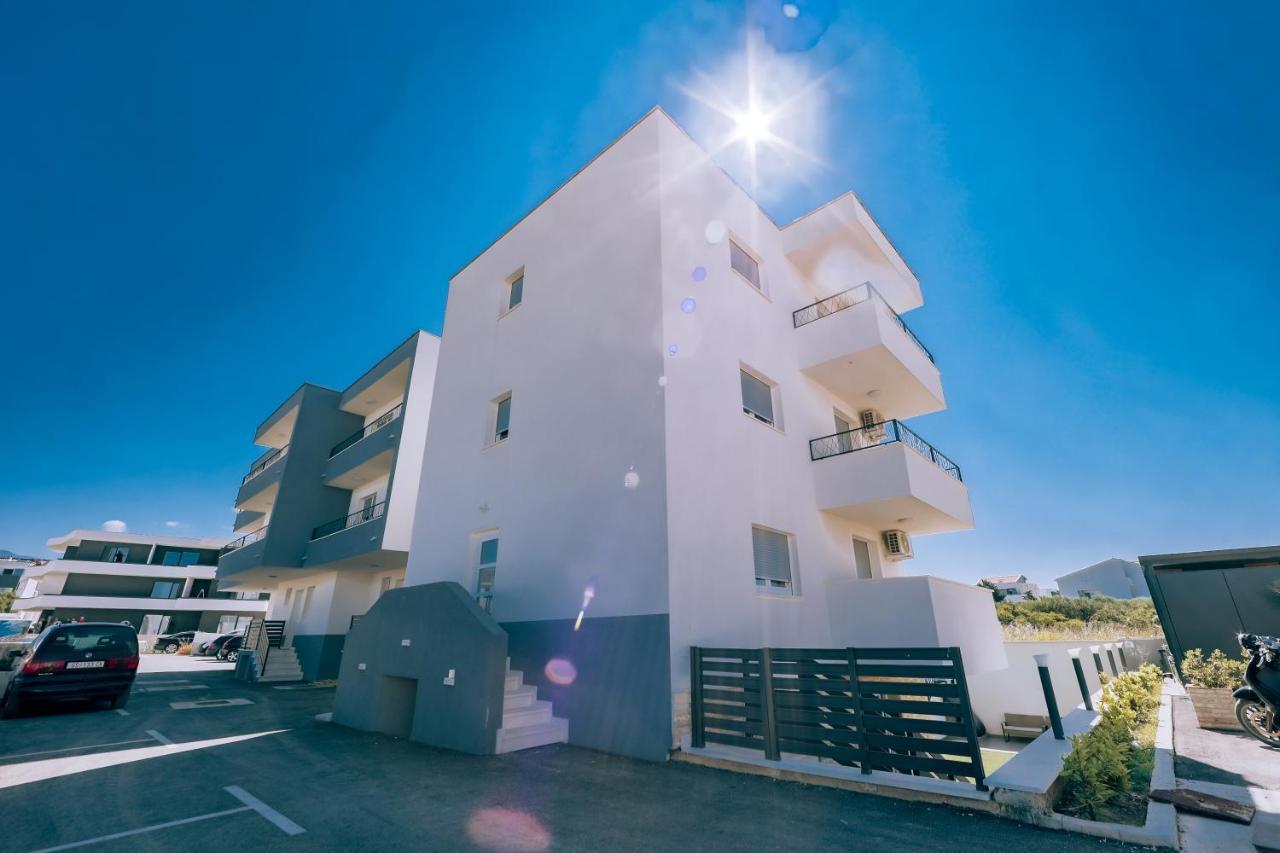 Apartment Bella Novalja Eksteriør billede